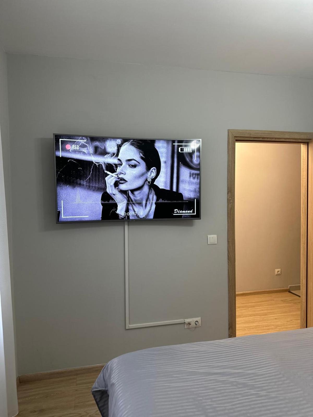 בוקרשט Alexhome Lux Apartment 27 Free Parking מראה חיצוני תמונה